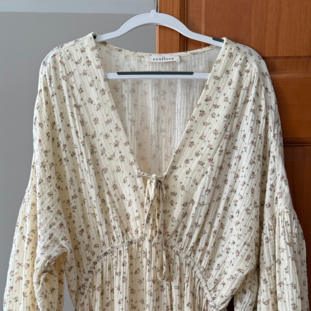 Neuflora Port Augusta Rose Floral dress (2023) LIKE NEW - Picture 5 of 5